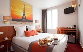 Hotel Alyss Saphir Cambronne Eiffel À 3*